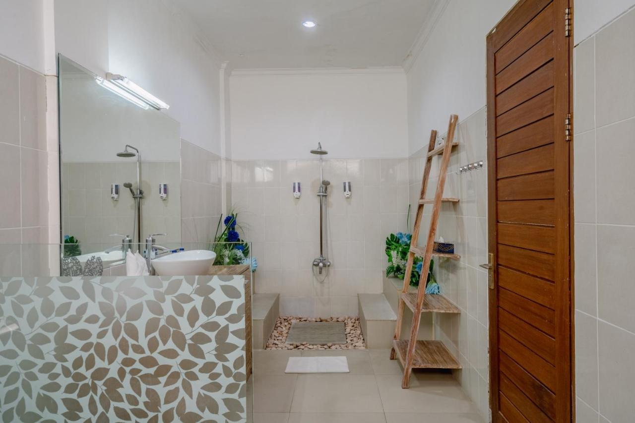 Villa Alleira Seminyak By Best Deals Asia Hospitality ภายนอก รูปภาพ